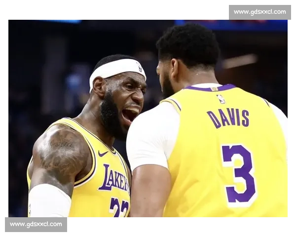 NBA湖人对阵爵士直播前瞻詹姆斯领衔冲击关键胜利